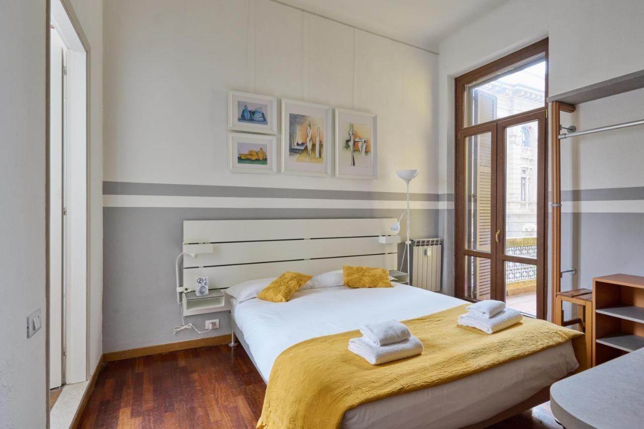 Artist Nadia'S Apartment In Porta Vercellina Milan Exterior photo